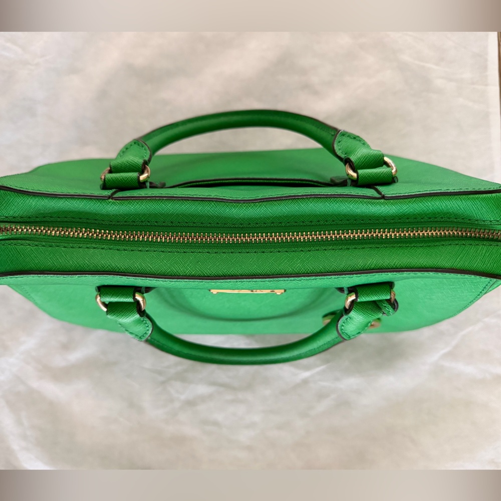 Michael Kors Kelly Green Saffiano Leather Satchel with Gold Hardware - Picture 4 of 15